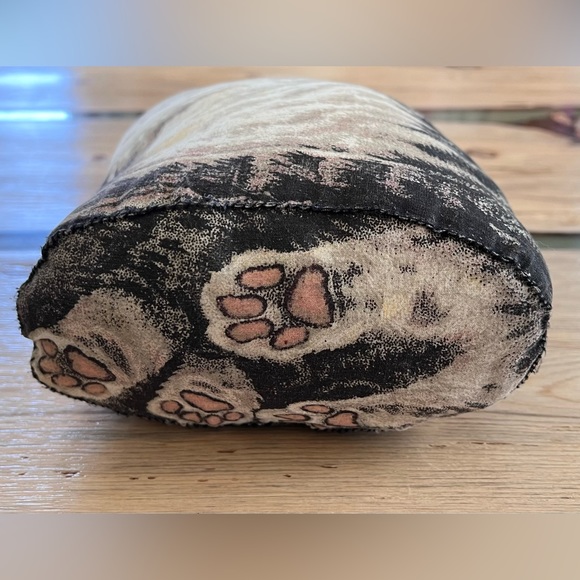 Vintage Primitive Tabby Lifelike 1892 Reproduction Stuffed Realistic Cat Pillow - Picture 4 of 7